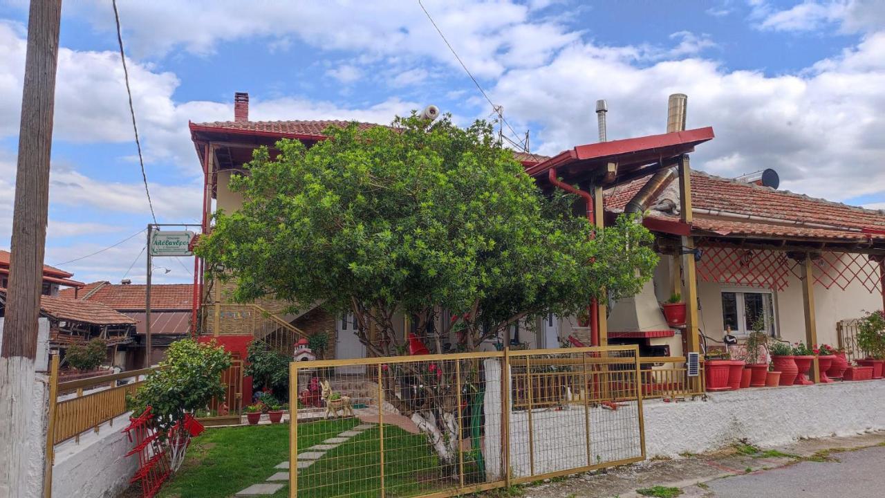 Alexandros Guesthouse Orma Exterior photo